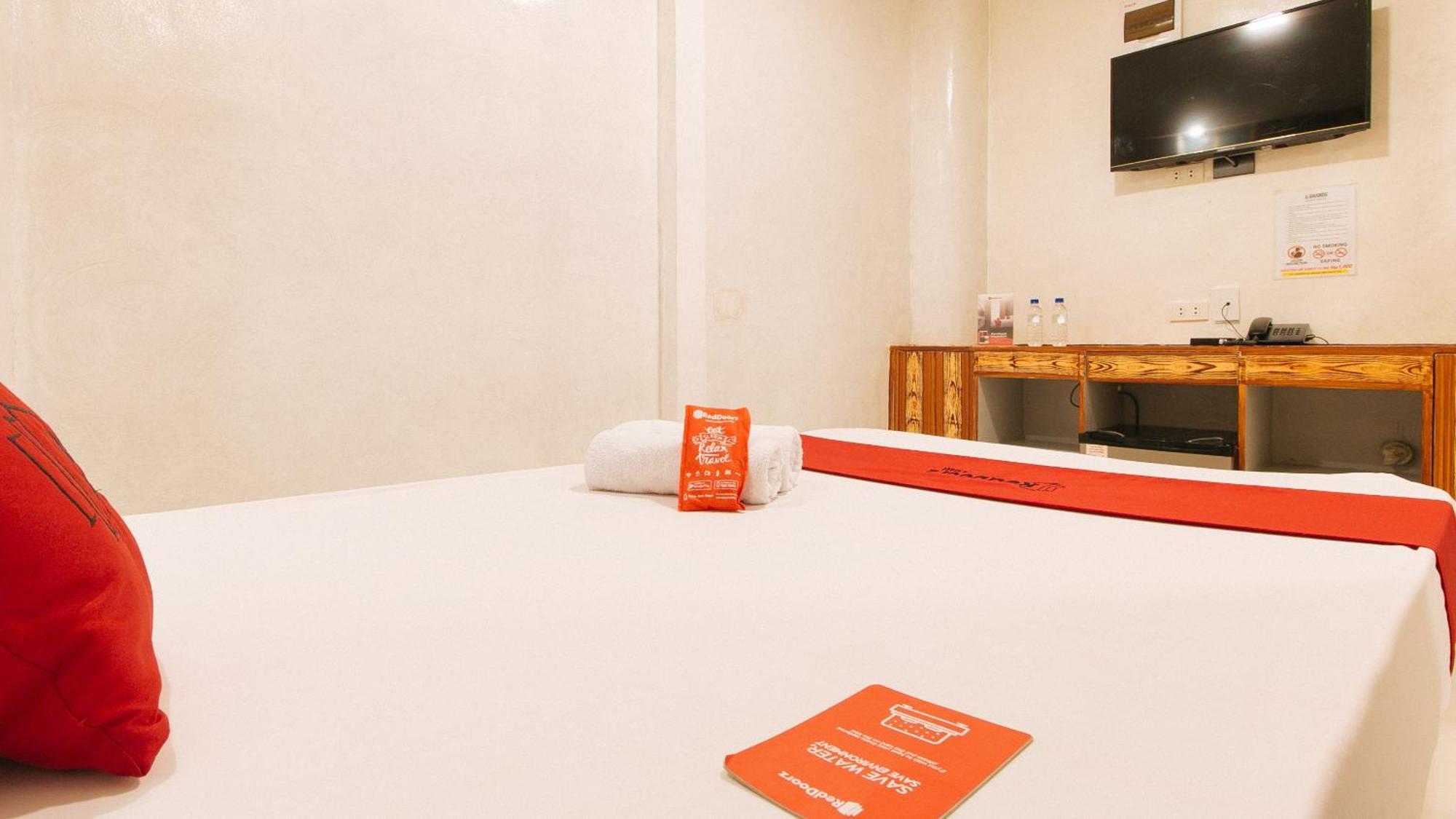 Reddoorz @ Piy Margal Sampaloc Manila Hotel Екстериор снимка