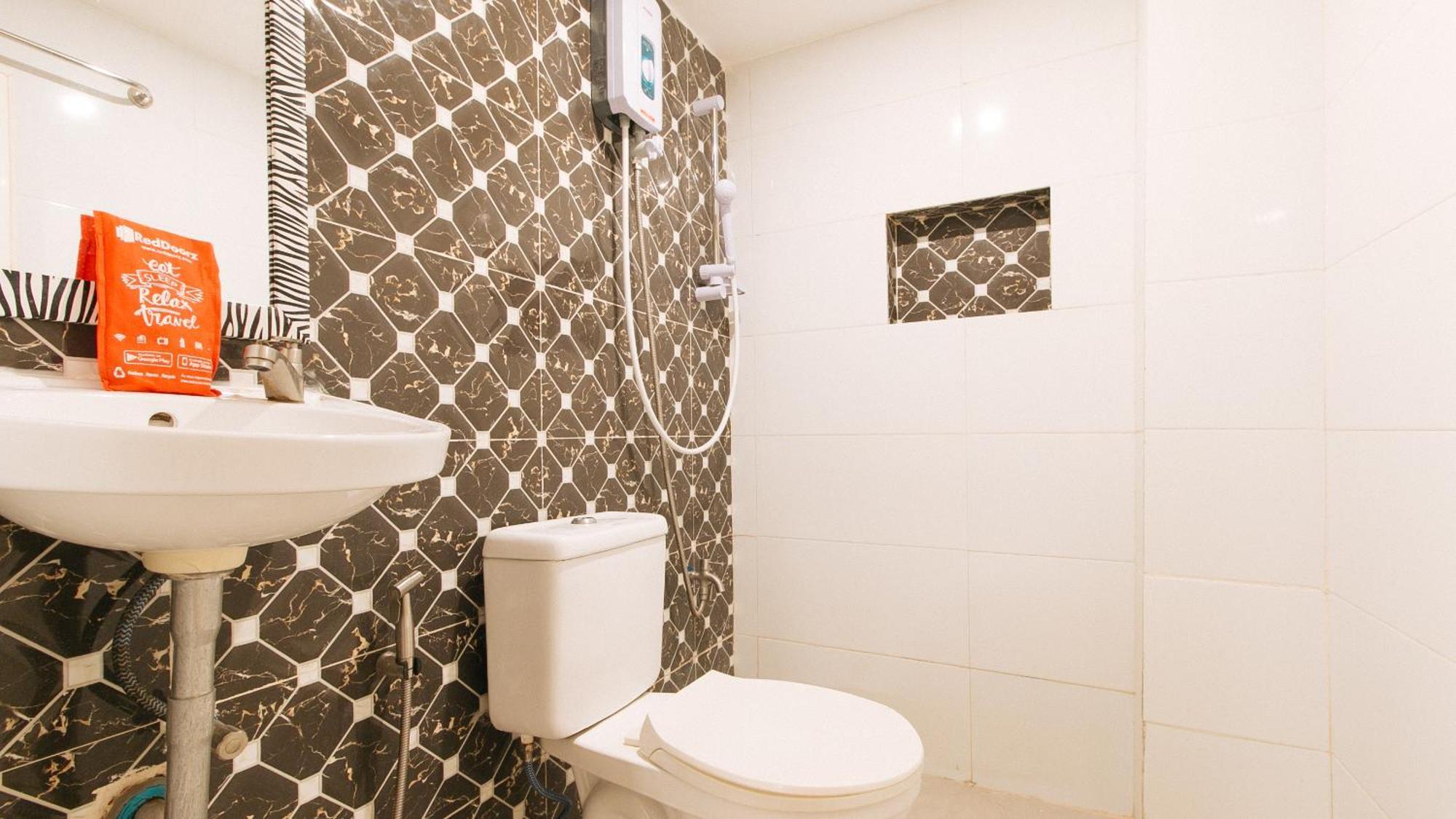 Reddoorz @ Piy Margal Sampaloc Manila Hotel Екстериор снимка