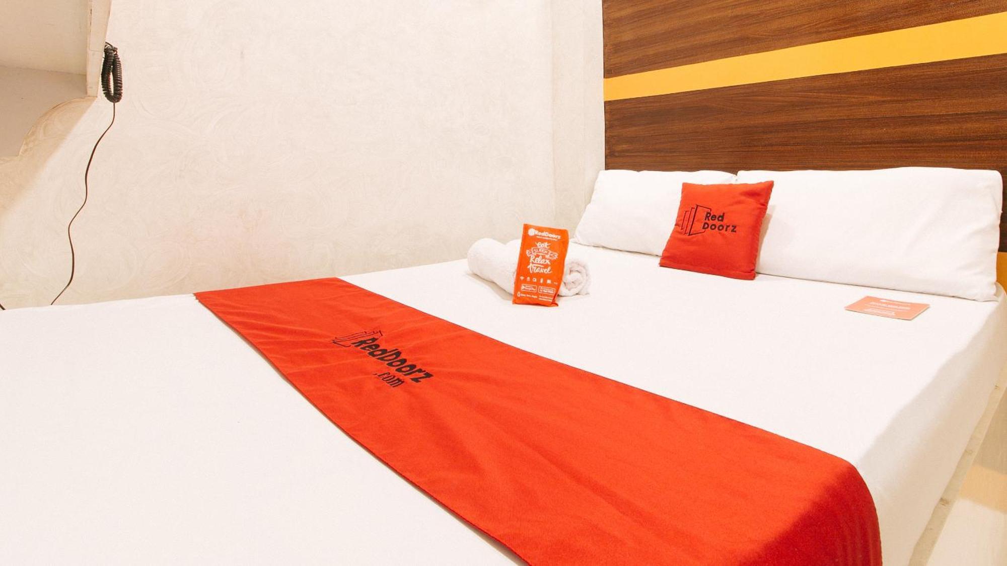 Reddoorz @ Piy Margal Sampaloc Manila Hotel Екстериор снимка