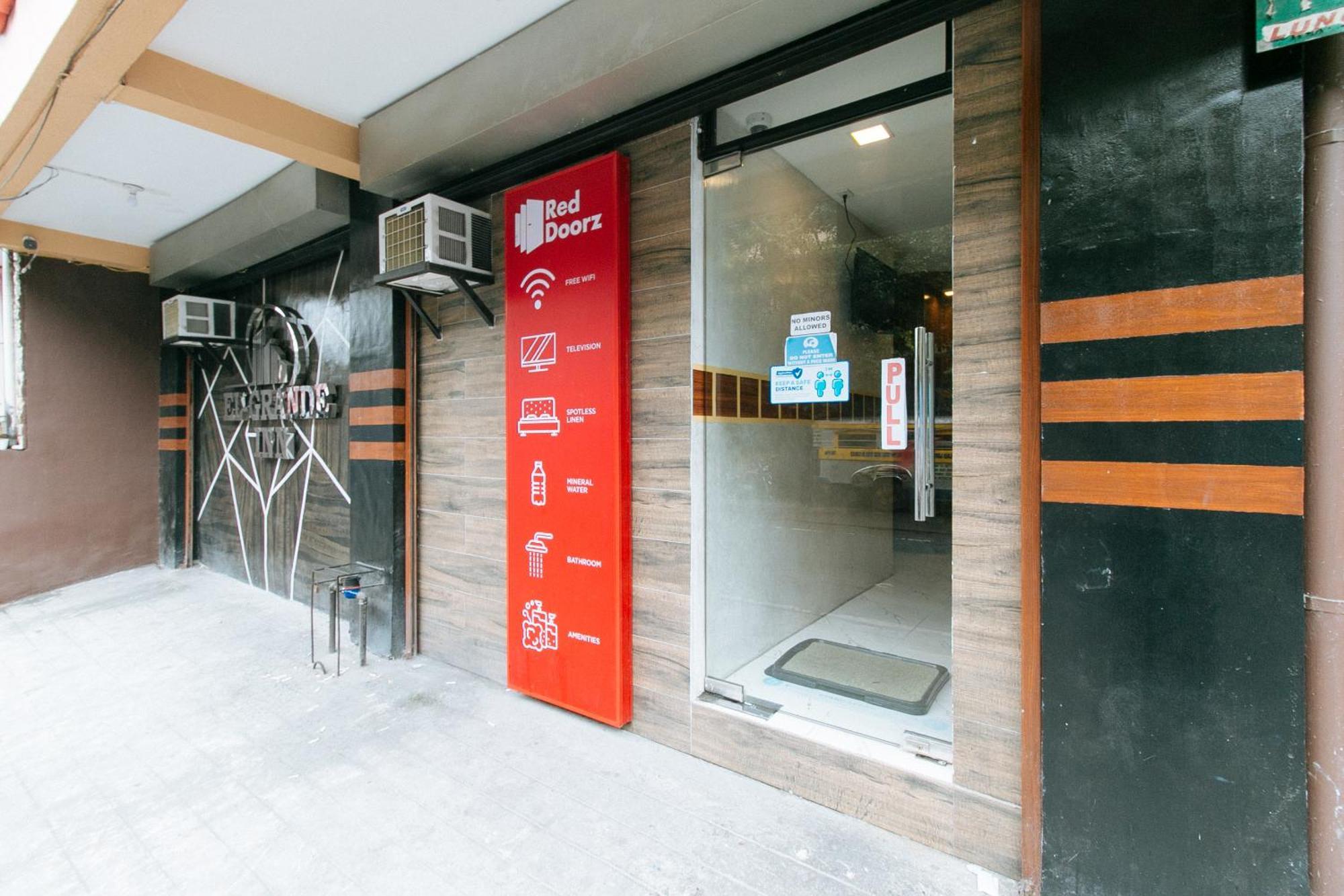 Reddoorz @ Piy Margal Sampaloc Manila Hotel Екстериор снимка
