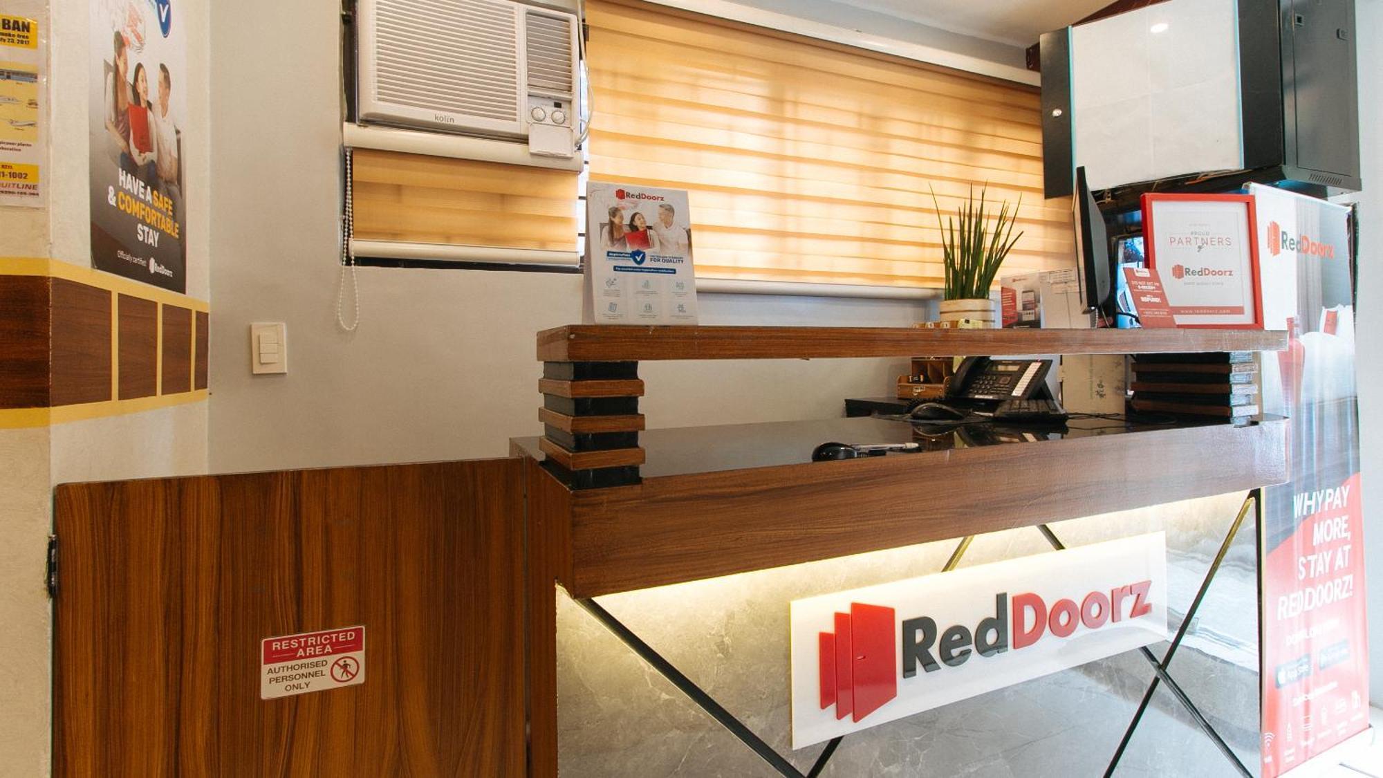 Reddoorz @ Piy Margal Sampaloc Manila Hotel Екстериор снимка